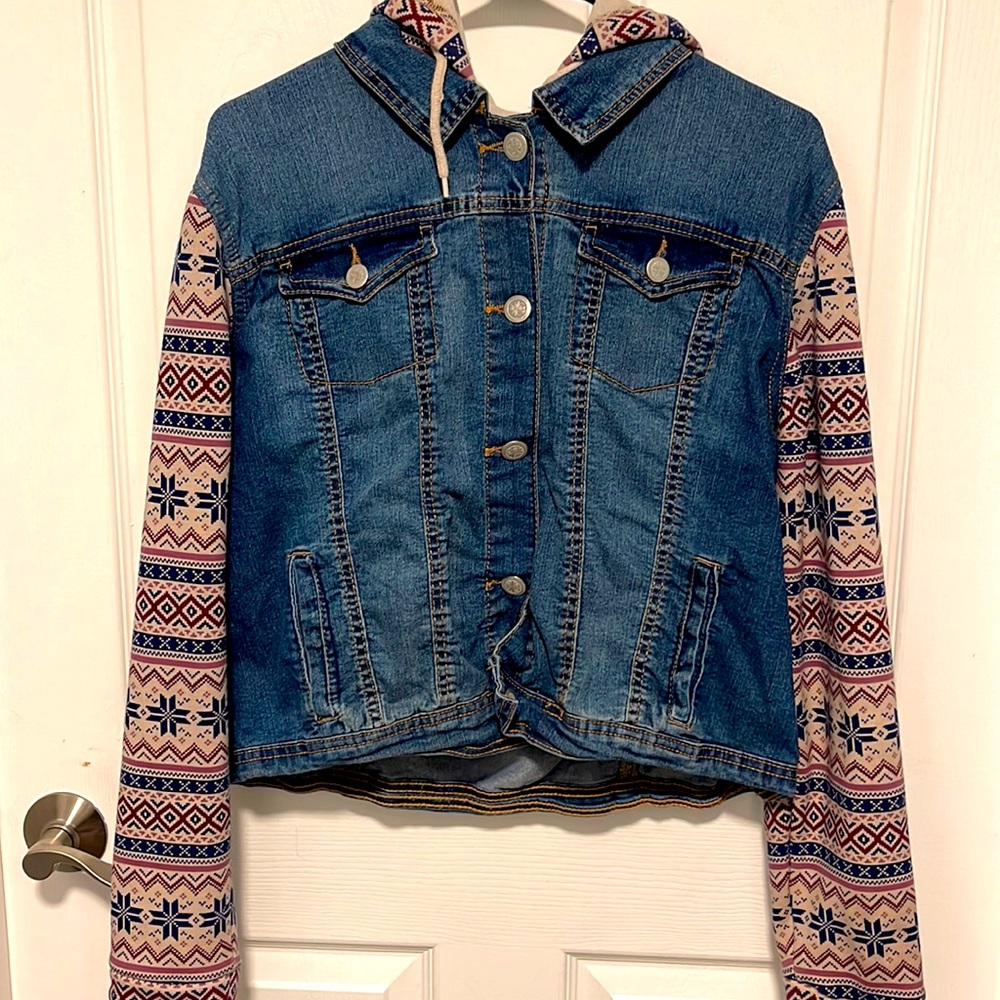 XL denim jacket with hood